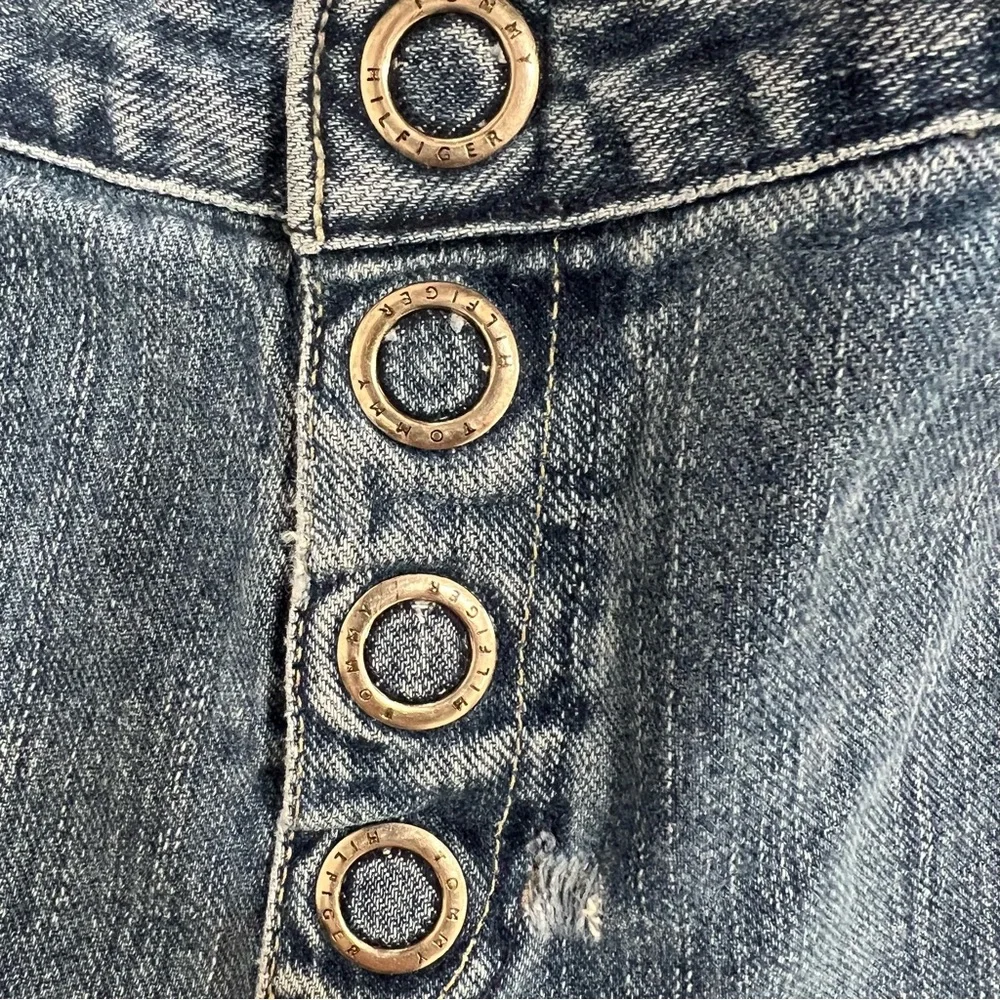 TOMMY HILFIGER Classic Blue Denim Women's Shorts Size 20 - Picture 4 of 7